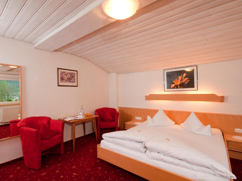 Alpin-Hotel Schrofenblick Mayrhofen Room photo